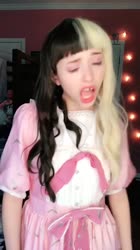 576x1024