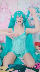 576x1024