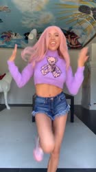 576x1024