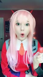 608x1080