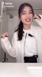 544x976