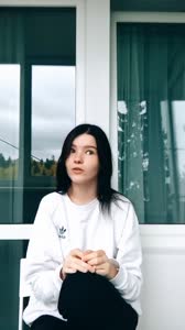 576x1024