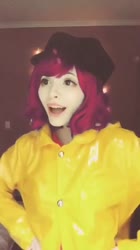 608x1080