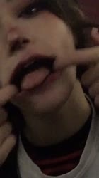 576x1024