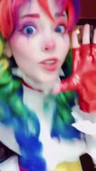 608x1080