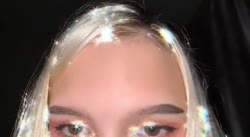 640x352