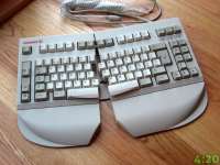 928x696