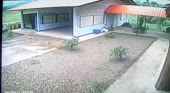 698x384
