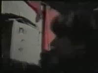 825