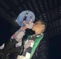718x698