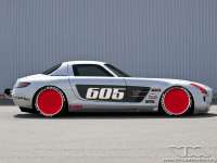 950x713