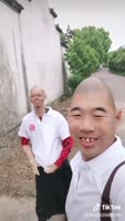 576x1016